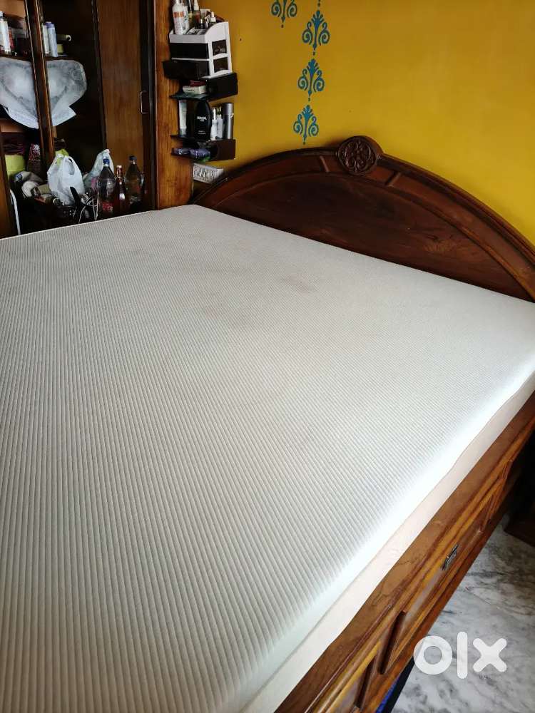 Matress wakefit 8inch