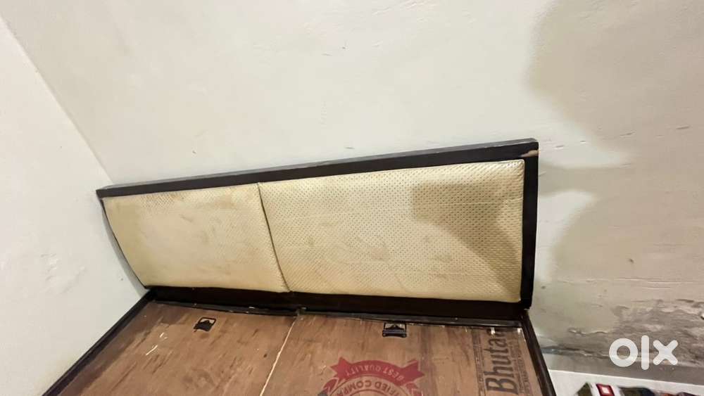 King size bed