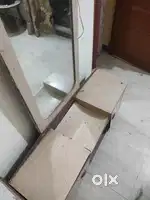 Dressing table