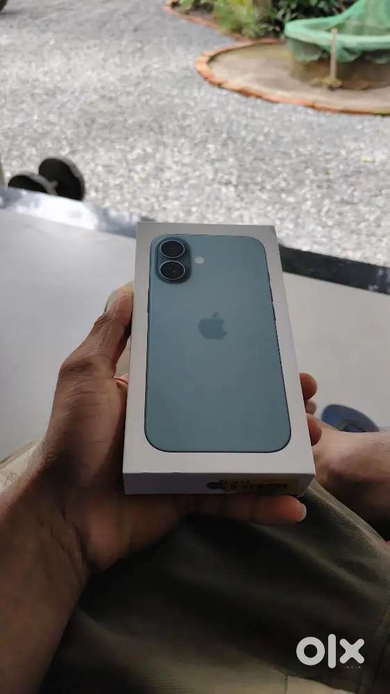 iPhone 16 256gb 3 days old