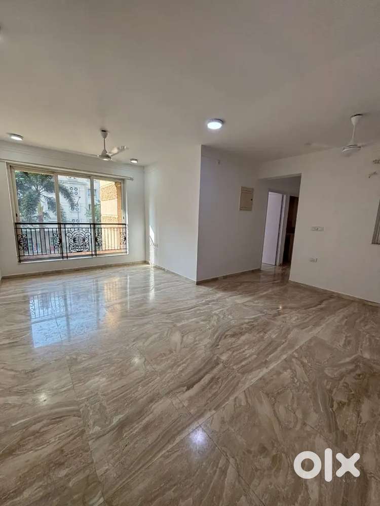 2bhk Balcony flat,Rental semi Furnished,Hiranandani estate,Thane west