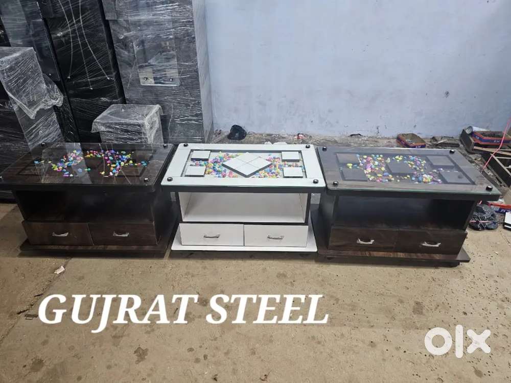 Brand new centre table