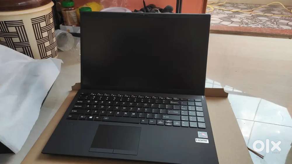 Vaio sony laptop 8/512 SSD ryzen 7