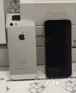 new unused iphone se 32gb 1st generation sealed packed with all acceso
