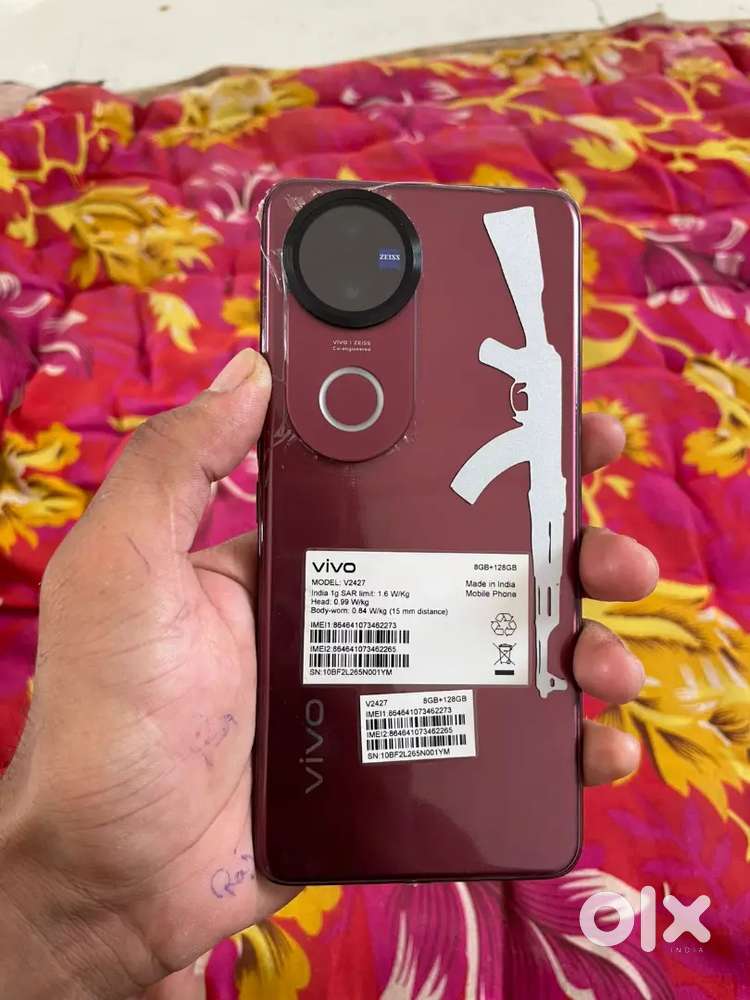 Vivo v50 6 month old