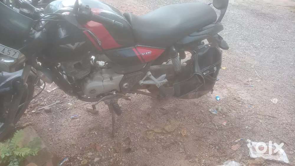 Bajaj v15 hai