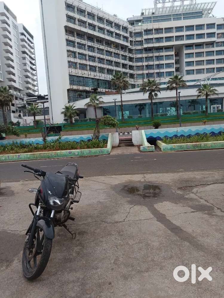 Bajaj Pulsar 150 – Well Maintained, Excellent Condition