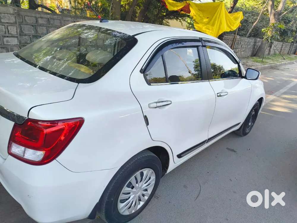 Xcent car  Swift Dzire available bolt car