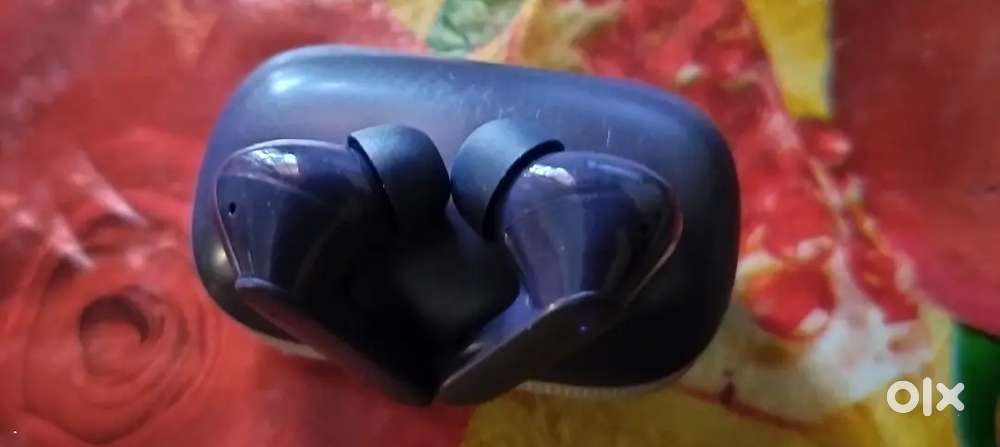BOULT Y1 PRO Bluetooth Headphones
