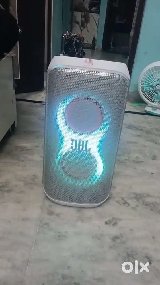 JBL speaker 120 music