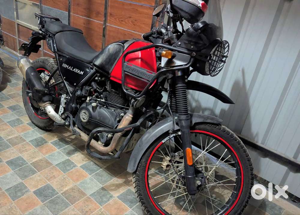 RE himalayan 2021 BS6 rock red