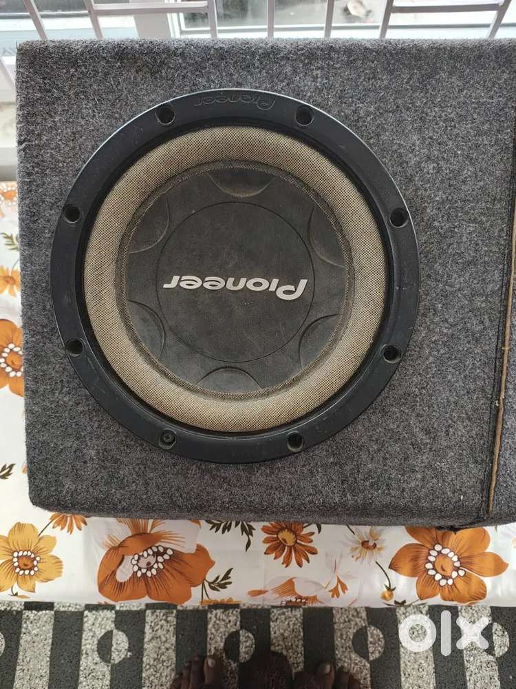 Pioneer subwoofer 10 inch