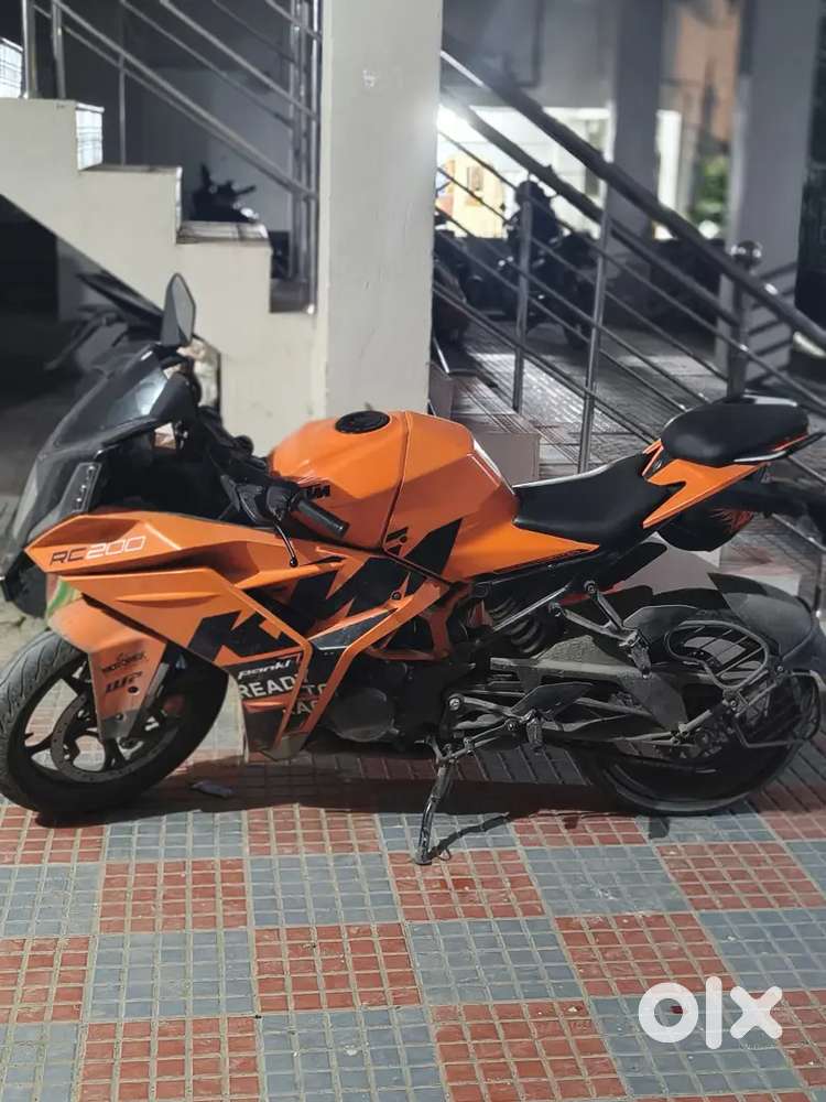 Brand new condition just 28 months old , partner purchased on 20/12/22