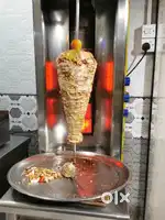 Shawarma shop ke liye aadmi chahiye.