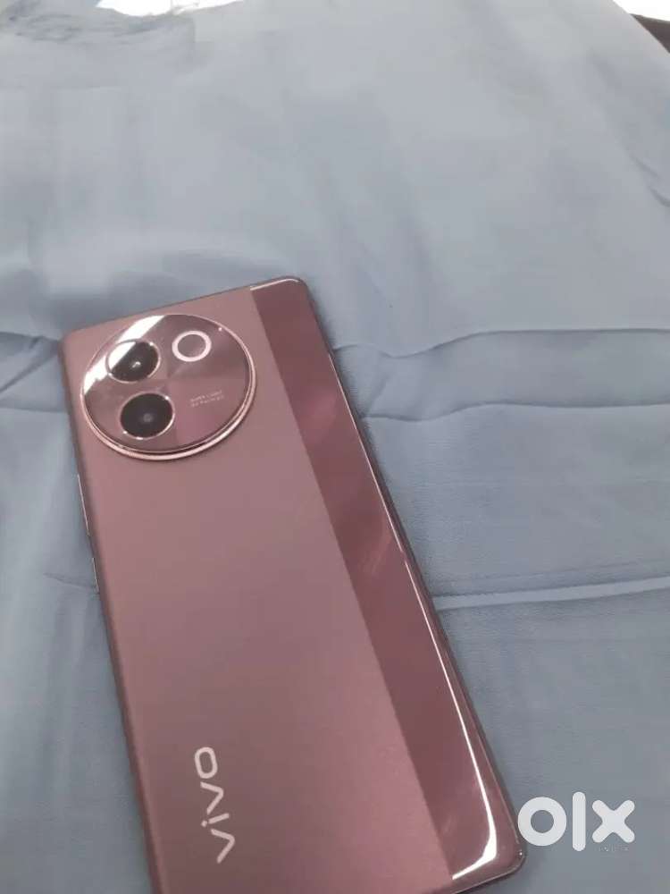 V30E 8/128
