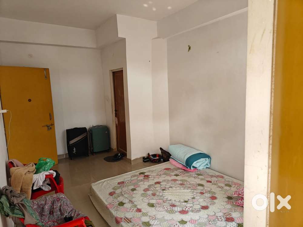 Coupl frndly single / dubl /  1/2bhk 6.5/7/8/9/10k