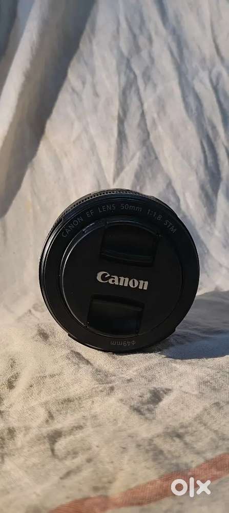 Canon EF 50mm f 1.8 stm lens
