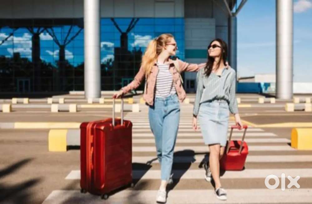 Looking for adventurous girls to join an unforgettable foreign tour!