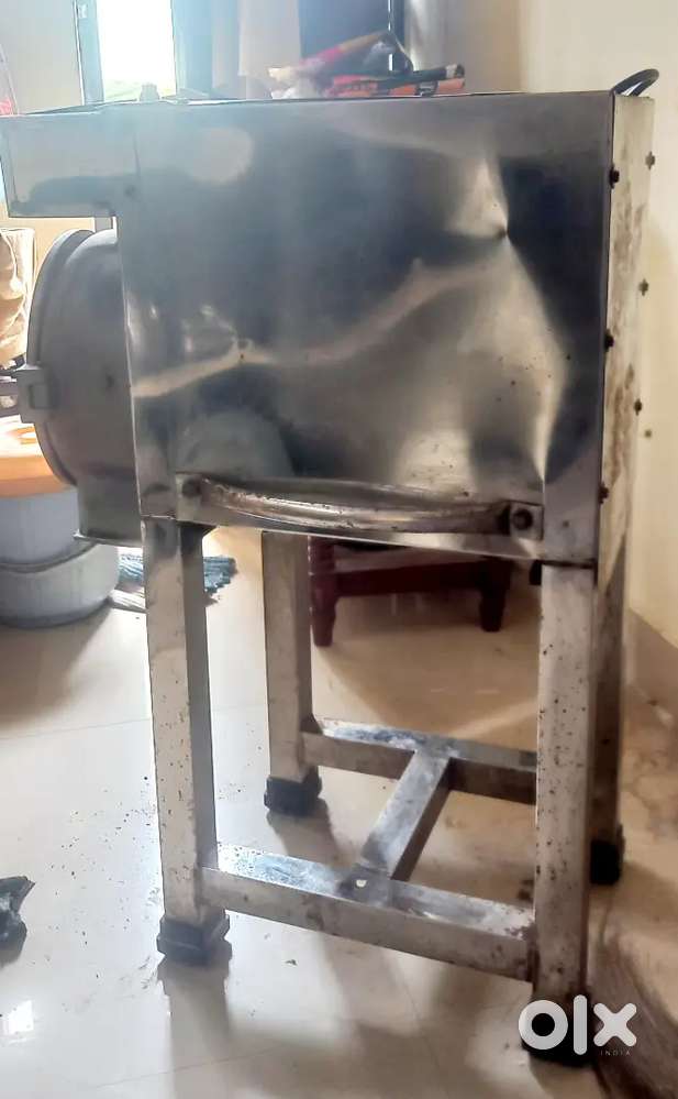 Pulverizer grinding machine 2hp, very good condition