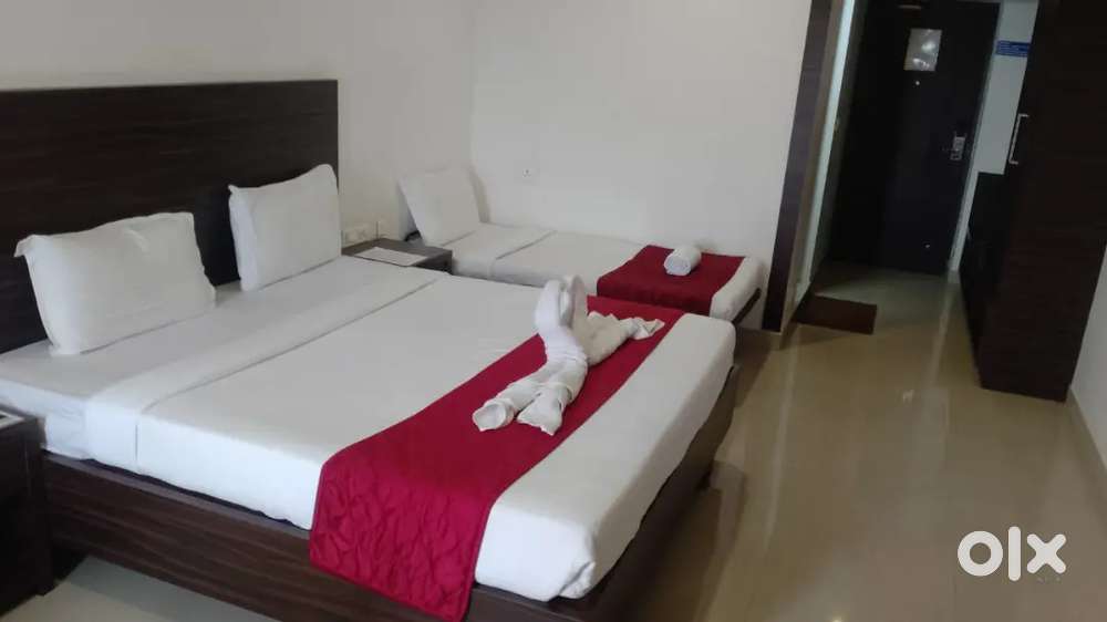 Front office associate