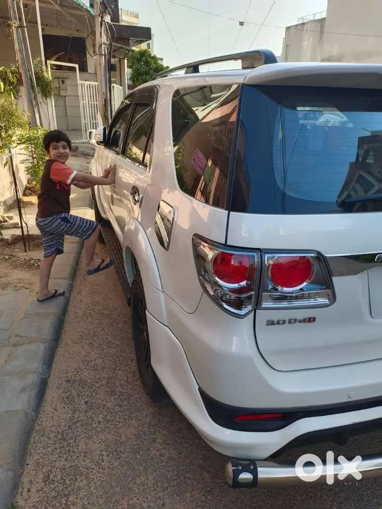Toyota Fortuner 2013 Diesel Well Maintained