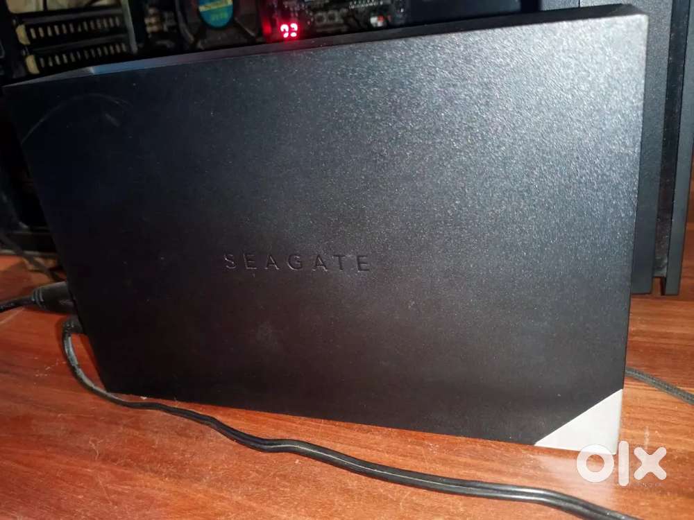 Seagate 8tb External power Hard Disk