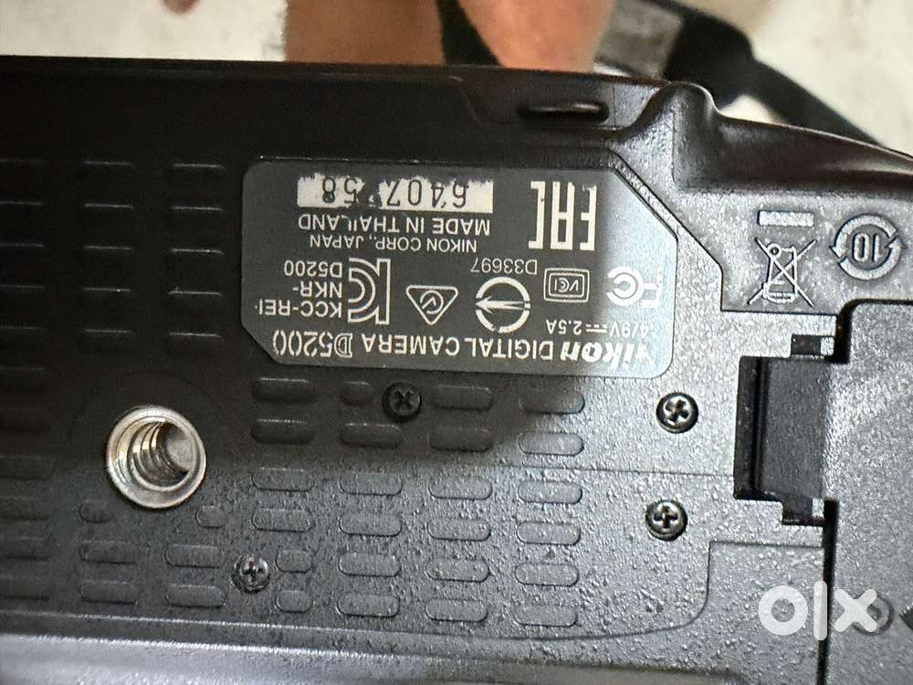 Nikon D5200 camera for sale
