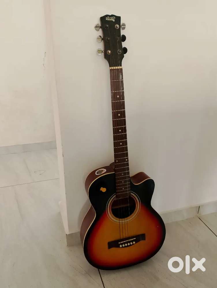 Good conditioned guitar