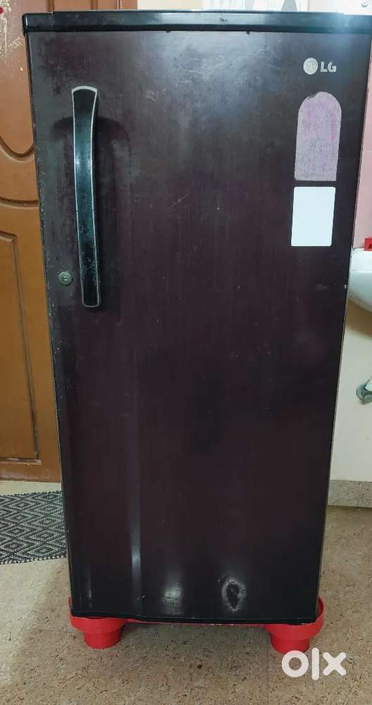 Single door fridge