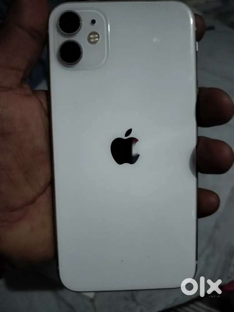 Iphone 11 82% Battery Health