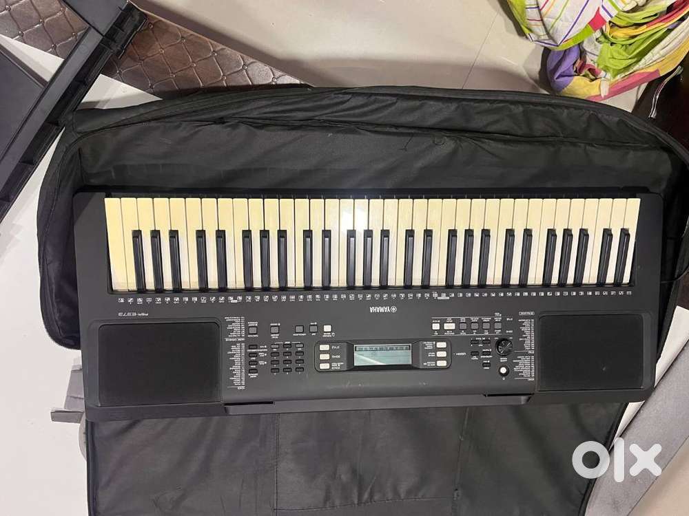 YAMAHA - Key Board PSR E373