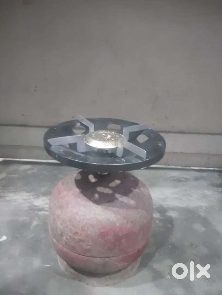 Compact Gas Cylinder with Burner – Ready to Use