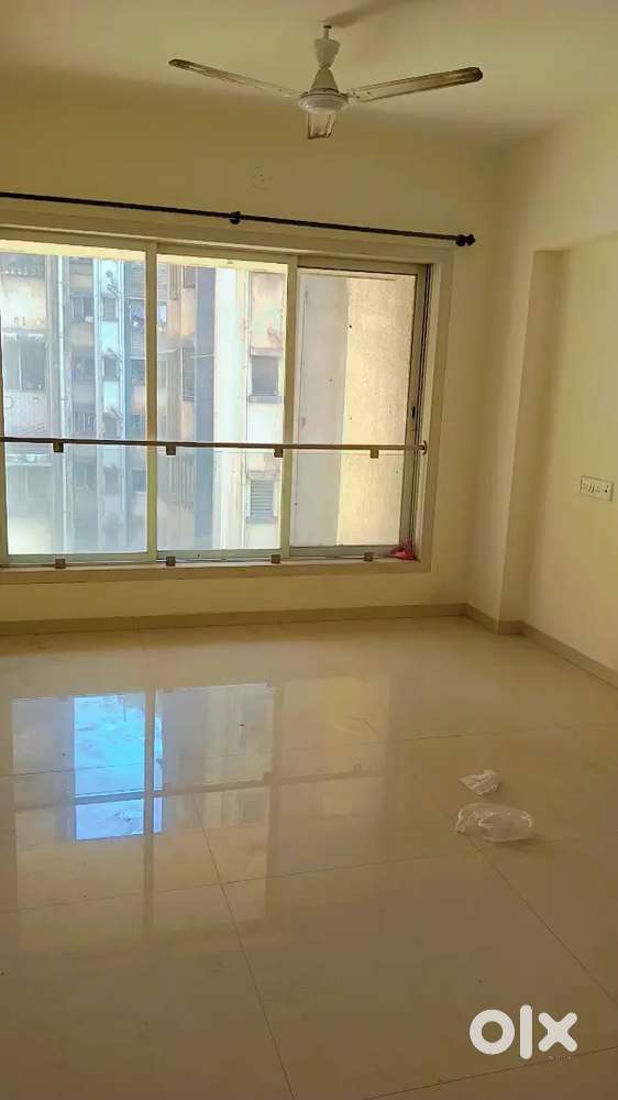 SEMI FURNISHED FLAT WITH PARKING FLAT AVAILABLE FOR RENT IN MALADWEST