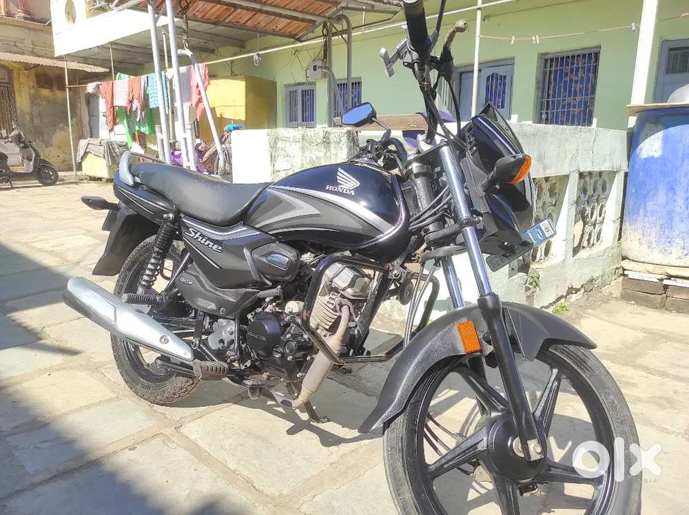Honda shine 100