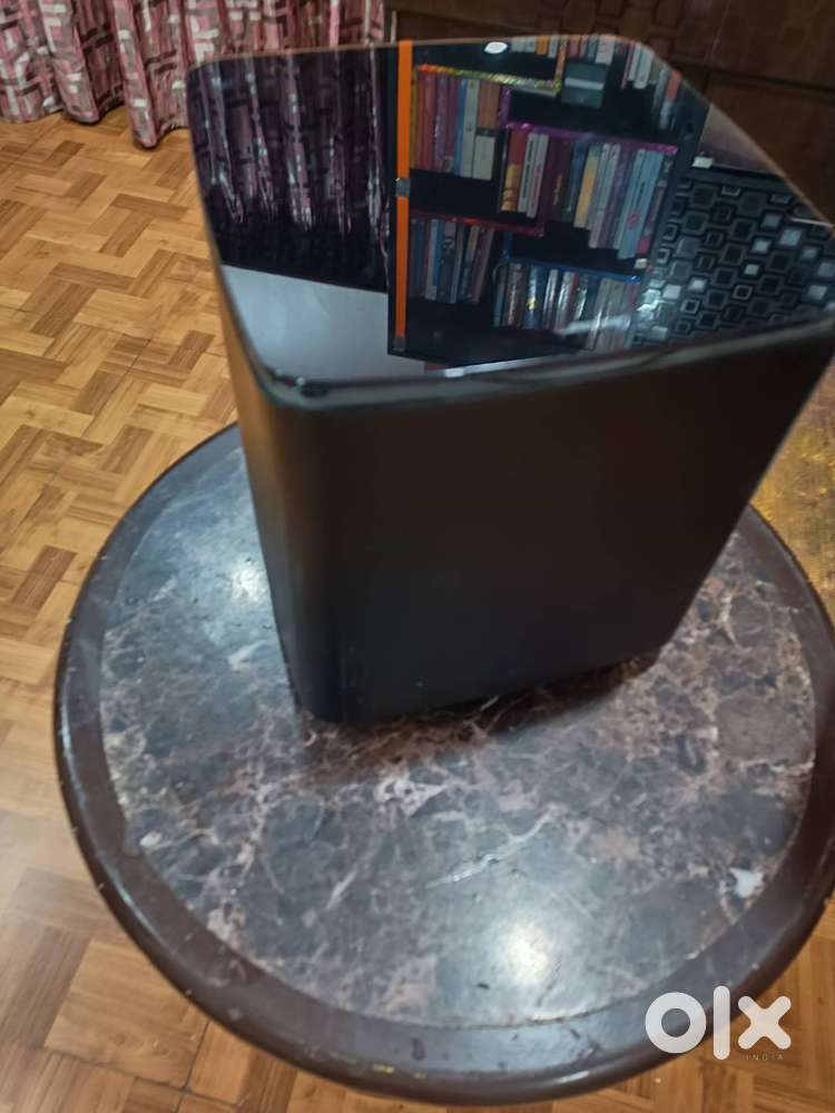 Bose Acoustimass 300 subwoofer in top condition