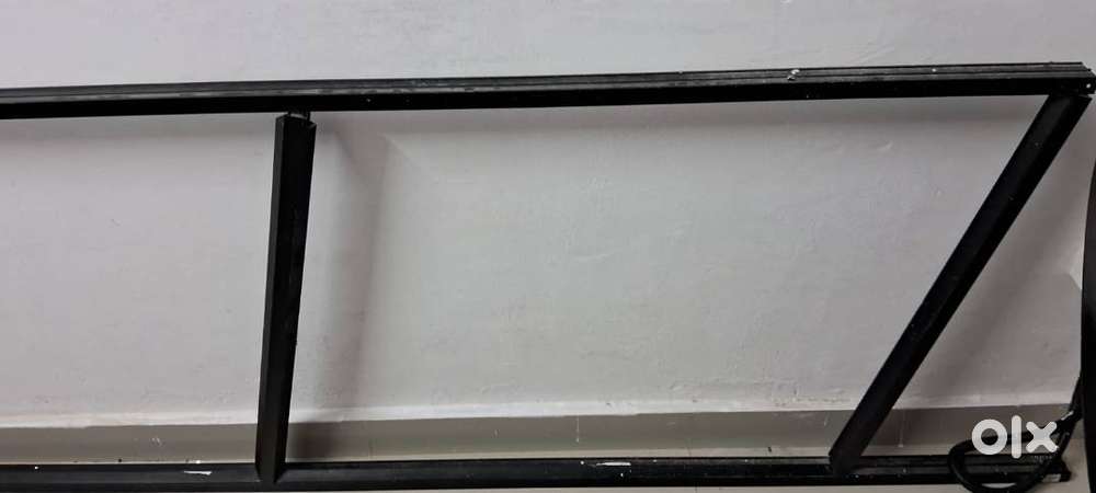 Used Partition Aluminium channel with Glass(Door Size)