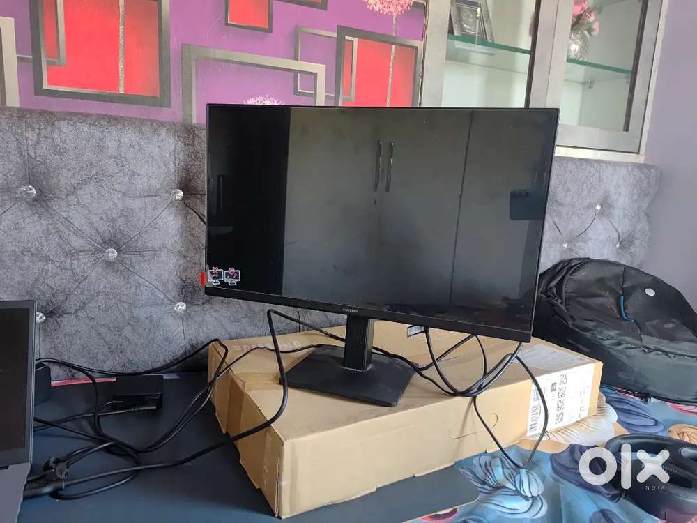 Samsung 22 Full HD LED Monitor (S3 Series  HDMI + VGA) With Box Bill