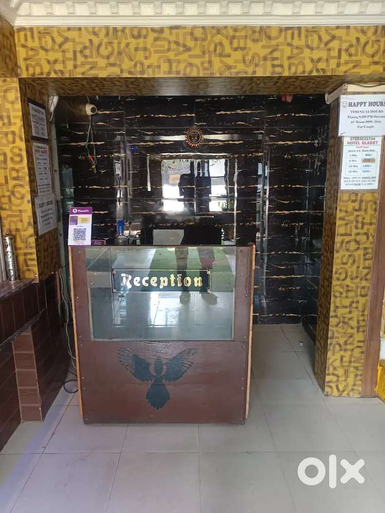 Hotel glassy house keeping work