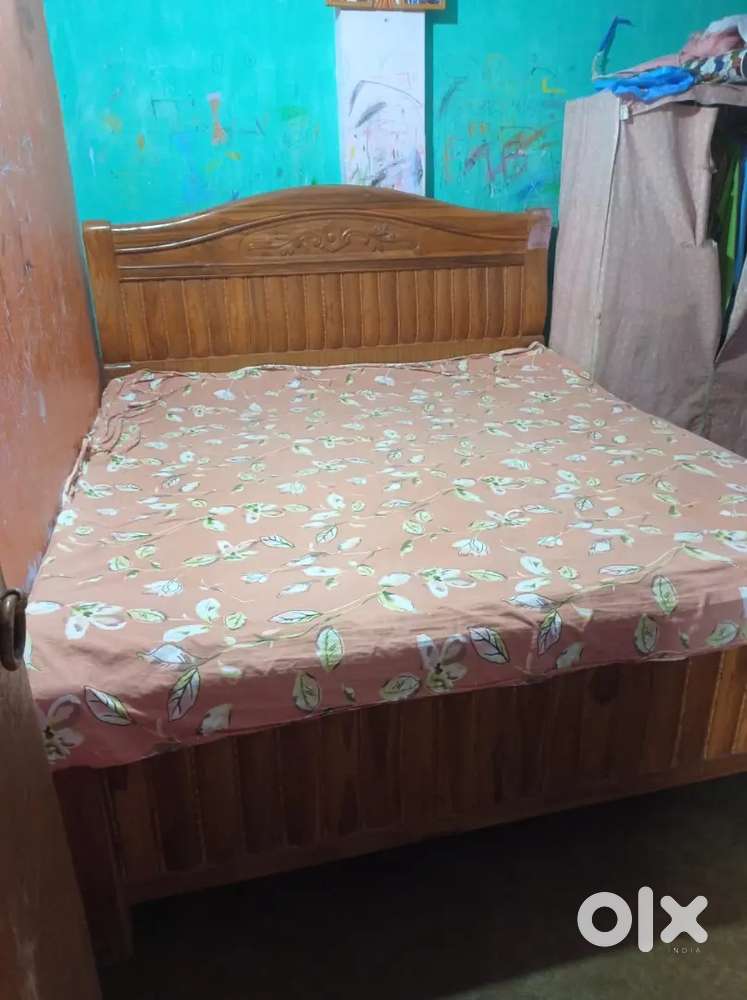 Fridge .Tv  bike .cooler. diwan plang.etc