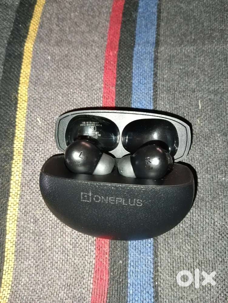 Earbuds one plus buds pro 3 Bluetooth twa in earbuds