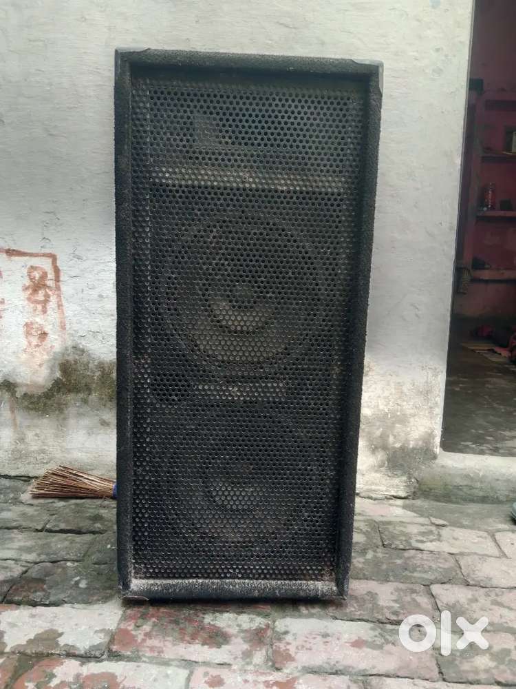 DJ. box. 10 inchi speaker