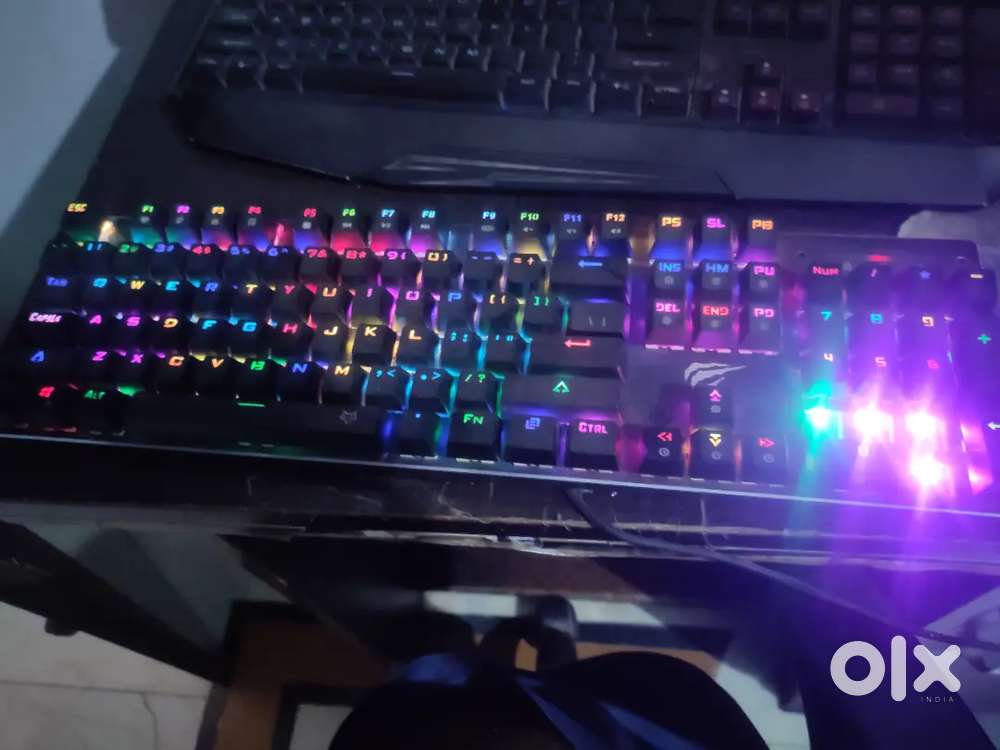 Havit heavy mechanical keyboard with blue keys