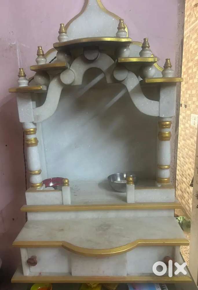 Stone Mandir Made of Premium Aras – Elegant & Durable