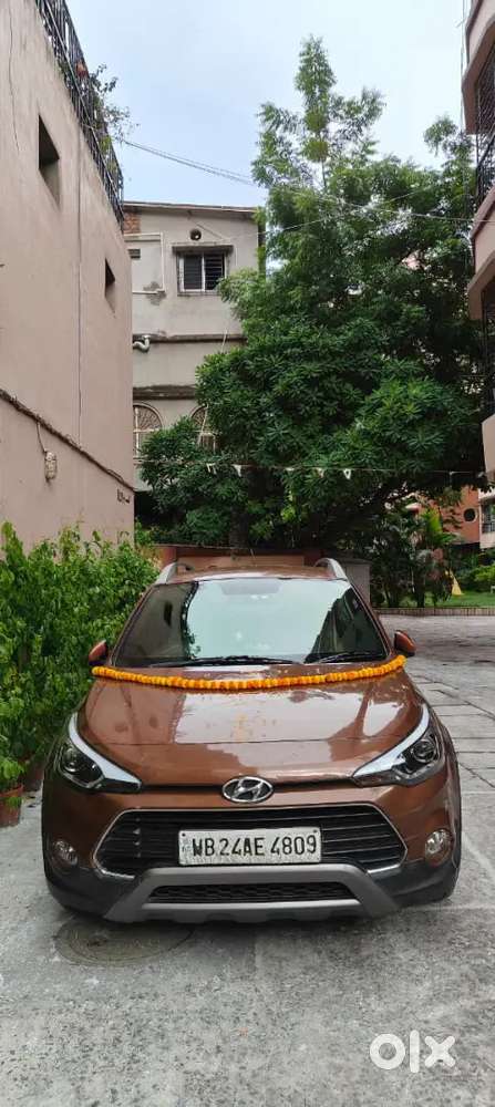 Hyundai i20 Active 2016 Petrol Well Maintained