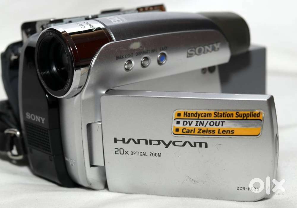 Sony DCR HC35 Mini DV camcorder PAL