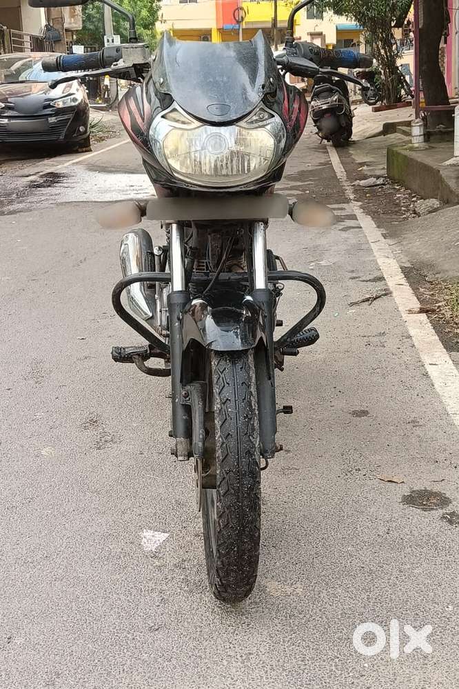 BAJAJ DISCOVER 150