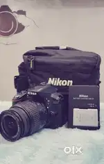 Nikon D5300 in good condition with battery bag charger strap memory