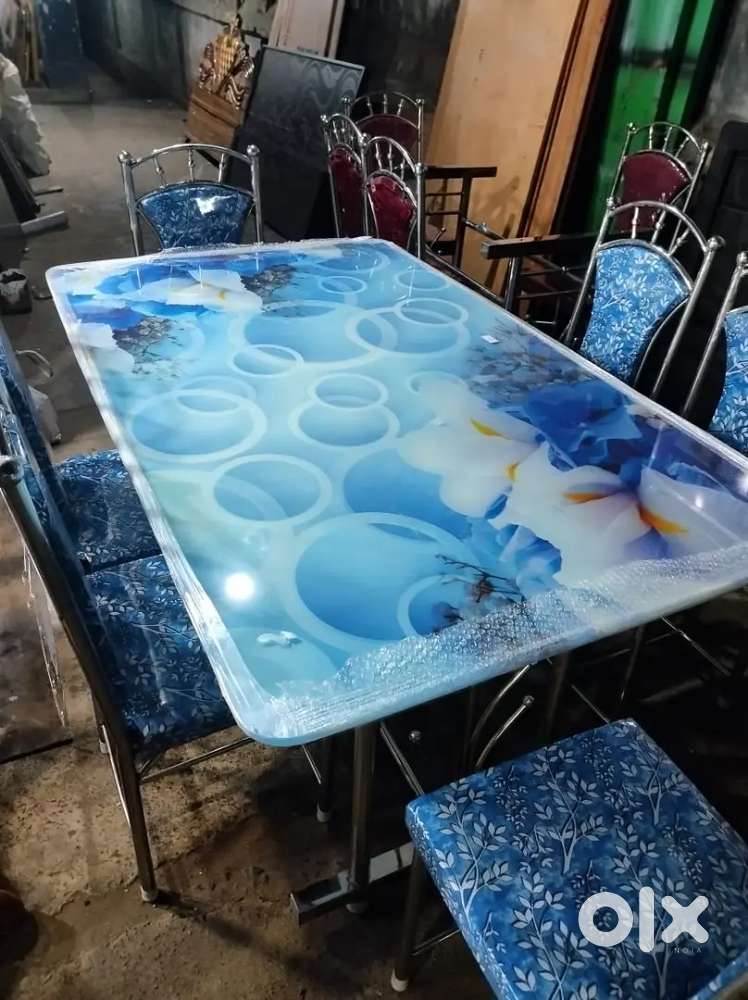 New beautiful Stainless Steel Dinning Table with 4chairs