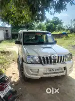 Mahindra Scorpio 2012 Diesel Well Maintained