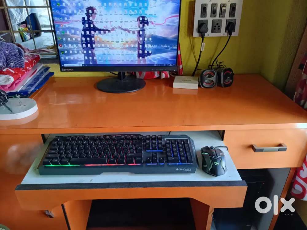 not a single problem on this computer.Original box is available.